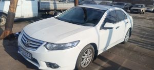 В Запорожье за долги с аукциона продали арестованное авто HONDA ACCORD: на торги заявилось 103 участника (ФОТО)