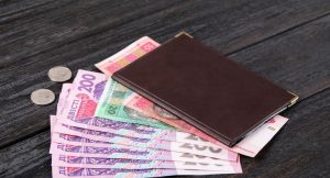 Кто из пенсионеров будет получать по 14600 гривен в Украине: график роста выплат на 2022 год