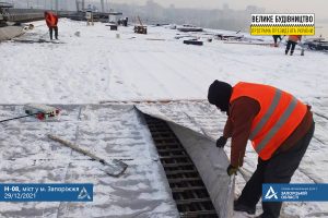 Как непогода повлияла на строительство мостов в Запорожье (ФОТО)