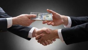 Экс-директор запорожского “Комбината Звезда” признан коррупционером?
