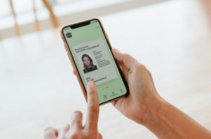 Официально: Кабмин сократил действие ковид-сертификатов