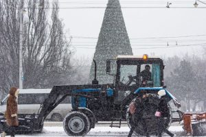 Непогода Запорожье: в мэрии назвали ответственных за качество уборки дорог