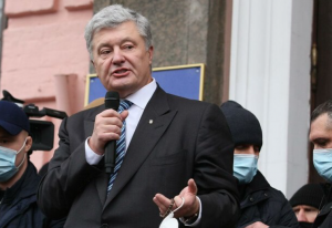 Суд избрал меру пресечения для Порошенко