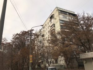 В Запорожье выставили на аукцион арестованную трехкомнатную квартиру (ФОТО)