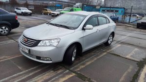 В Запорожье с аукциона продают арестованный Geely Emgrand 7: на торги заявилось свыше 20 участников (ФОТО)