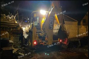 Дом из мусора разбирали 9 часов: была найдена мертвой жительница Запорожской области (ФОТО, ВИДЕО)