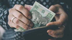 Найден способ снизить цены на коммуналку и продукты в Украине