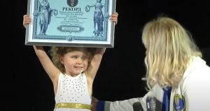 В Запорожье 4-летняя гимнастка установила рекорд Украины (ВИДЕО)