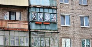 “Предлагают заменить окна”: раскрыта схема мошенников в Украине во время войны
