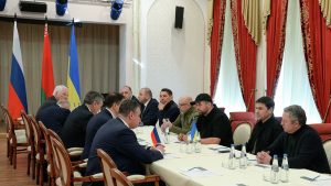 Арестович сделал прогноз, когда Россия пойдет на настоящие переговоры
