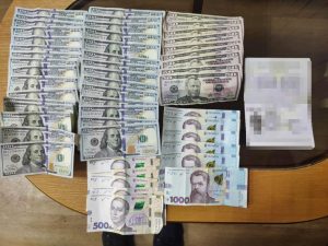 Взятки растут: сколько предлагают уклонисты за пересечение границы с Польшей (ФОТО)