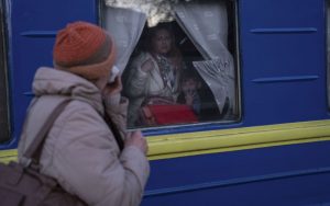 Запоріжжя: “Укрзалізниця” змінює маршрут прямування низки поїздів