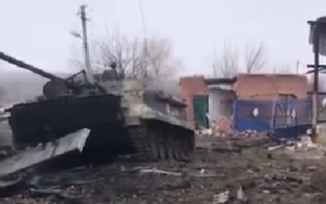 Воїни ЗСУ знищили колону десанта РФ (ВІДЕО)