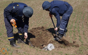 На Запоріжжі під час розмінування вибухнув снаряд: поранено двох бійців ДСНС