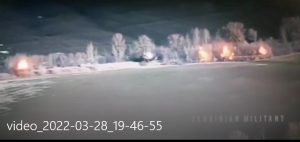 Опубликовано эффектное видео подрыва колонны российских оккупантов
