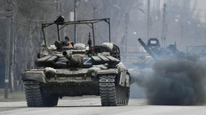 ВСУ зафиксировали отвод 700 единиц российской техники от Киева за ночь