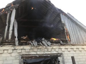 Оккупанты около 3 часов обстреливали из “Градов” село в 40 км от Запорожья (ФОТО, ВИДЕО)