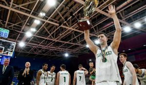 Капітан БК “Запоріжжя” продав з аукціона чемпіонський перстень та перерахував кошти волонтерам