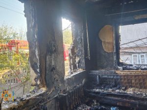 Протягом доби вогнеборці гасили пожежі у Запоріжжі, Гуляйполі та Оріхові (ФОТО)