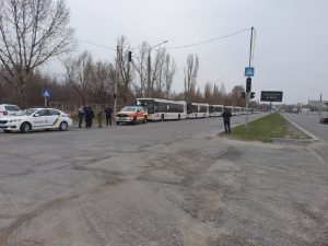 В Запорожье едет рекордная по количеству  беженцев колонна из Мариуполя (ФОТО, ВИДЕО)