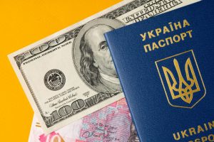 Штраф с конфискацией: фиаско жителя Запорожской области  пересечь границу по поддельным документам
