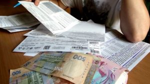 Українцям нараховують борги за комуналку у квартирах, у яких ніхто не живе: вказані причини