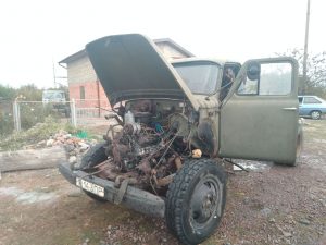 В Запорожском районе гимназия выставила на аукцион самосвал (ФОТО)