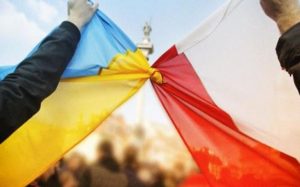 Змінюються умови перебування українців у Польщі