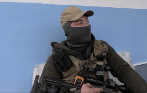 Під псевдо “Колючий”: уродженець козацького краю нині захищає свій рідний запорізький напрямок (ВІДЕО)