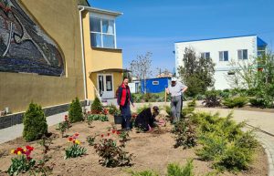 Мешканці Кирилівки приводять до ладу місця відпочинку (ФОТО)