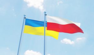 Сколько украинцев хотят остаться в Польше после войны: опрос