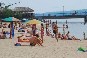 В районе Центрального пляжа Запорожья речная вода не соответствует нормам