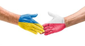 В Польше перестанут выплачивать помощь некоторым украинцам