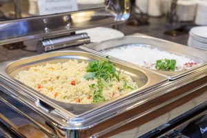 В оккупированной Кирилловке заработала домашняя кухня: сколько стоят обеды (ФОТО)