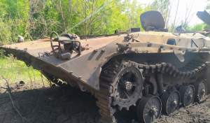 Запорізькі воїни знищили окупаційну БМП-2 при спробі втечі росіян (ФОТО)