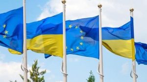 Які зміни очікують Україну після отримання статусу кандидата на вступ до ЄС