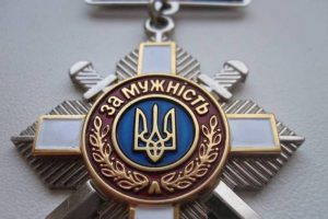 Президент України нагородив орденом “За мужність ІІІ ступеня” випускника запорізького ліцею (ФОТО)