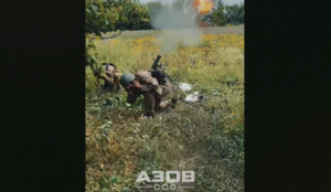 Опубліковане ВІДЕО роботи мінометників ССО “АЗОВ” Київ