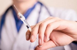 В Україні виявили новий різновид штаму “Омікрон”: чи захистить від нього вакцинація