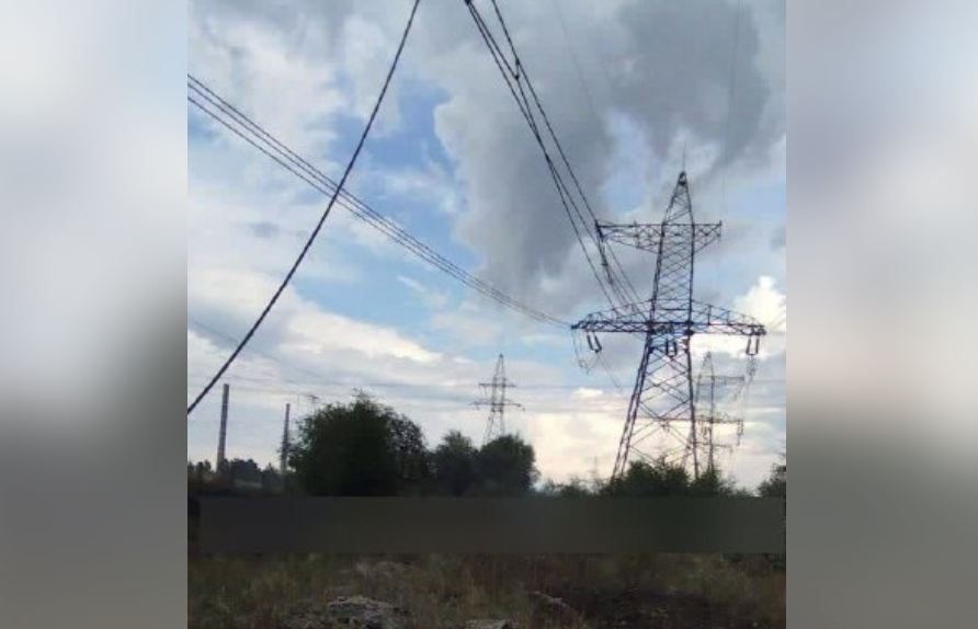 В Енергодарі відключили 4-й енергоблок станції ЗАЕС: наслідки ворожих обстрілів