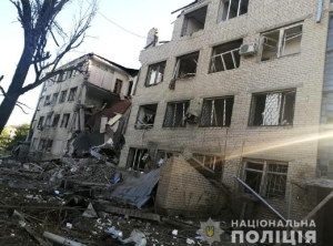 45 ударів: у ЗОВА показали наслідки російських обстрілів міст та сіл Запоріжжя (ФОТО)