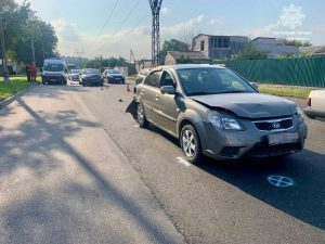 У Запоріжжі в ДТП потрапили одразу 4 автівки (ФОТО)