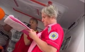 У Запоріжжі “швидка” отримала наказ не возити жінок до найближчого пологового будинку (ВІДЕО)