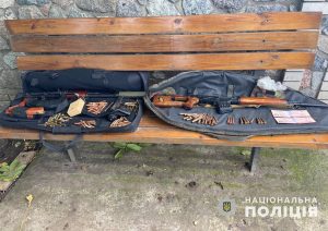 На Запоріжжі правоохоронці вилучили зброю, боєприпаси, наркотики та браконьєрський улов (ФОТО)