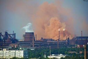 Промислове забруднення Запоріжжя та області: Держекоінспекція шукає фахівця