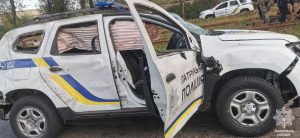 З’явилися фото патрульних, поранених уламками ракети у Запоріжжі