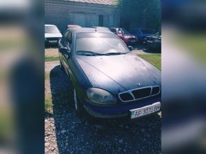 На Запоріжжі за тричі арештований ЗАЗ DAEWOO поборються 16 учасників (ФОТО)