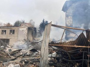 Нічні обстріли Запоріжжя: є загиблий та руйнування (ФОТО)