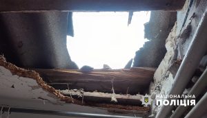 Пошкоджені та зруйновані оселі, загибла людина: показані наслідки атак рф на Запоріжжі (ФОТО)