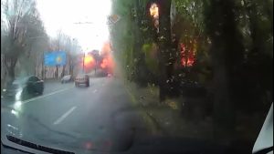 Зеленський опублікував відео удару ракети по Дніпру